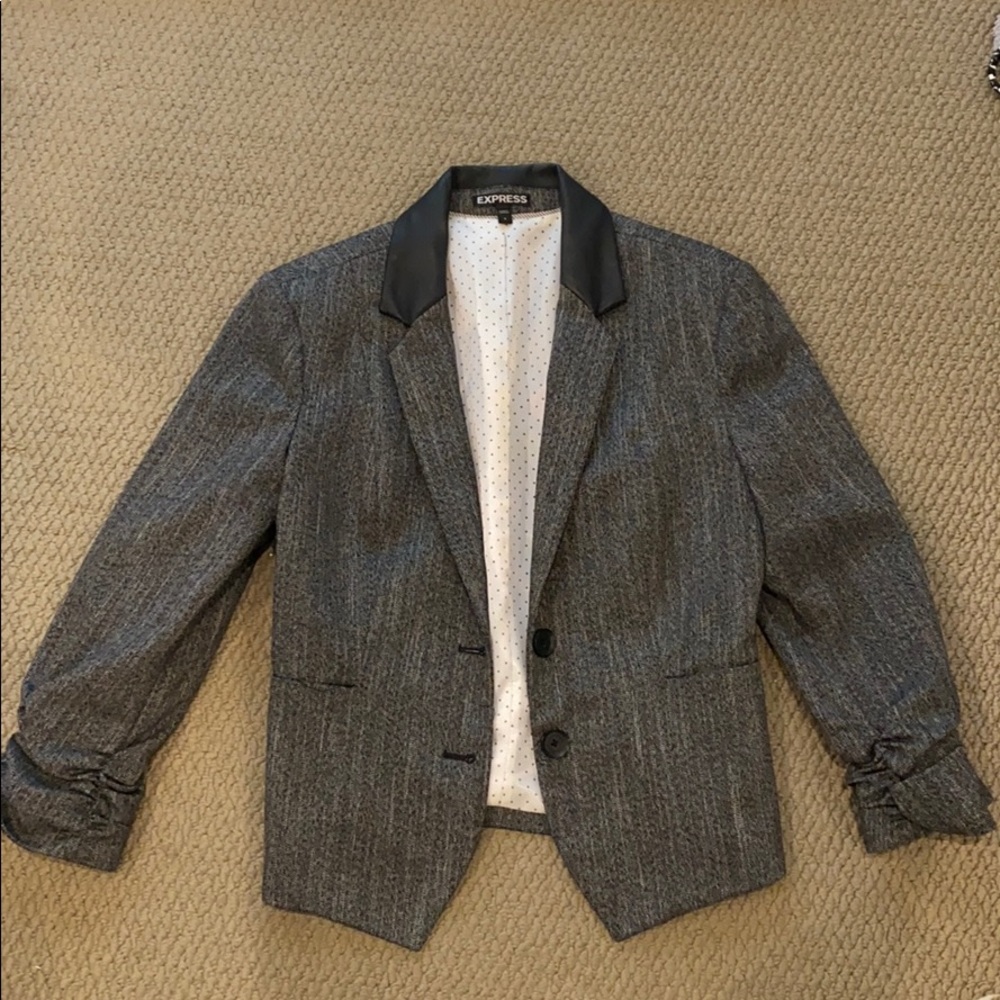 Express blazer size 6- only worn 2x